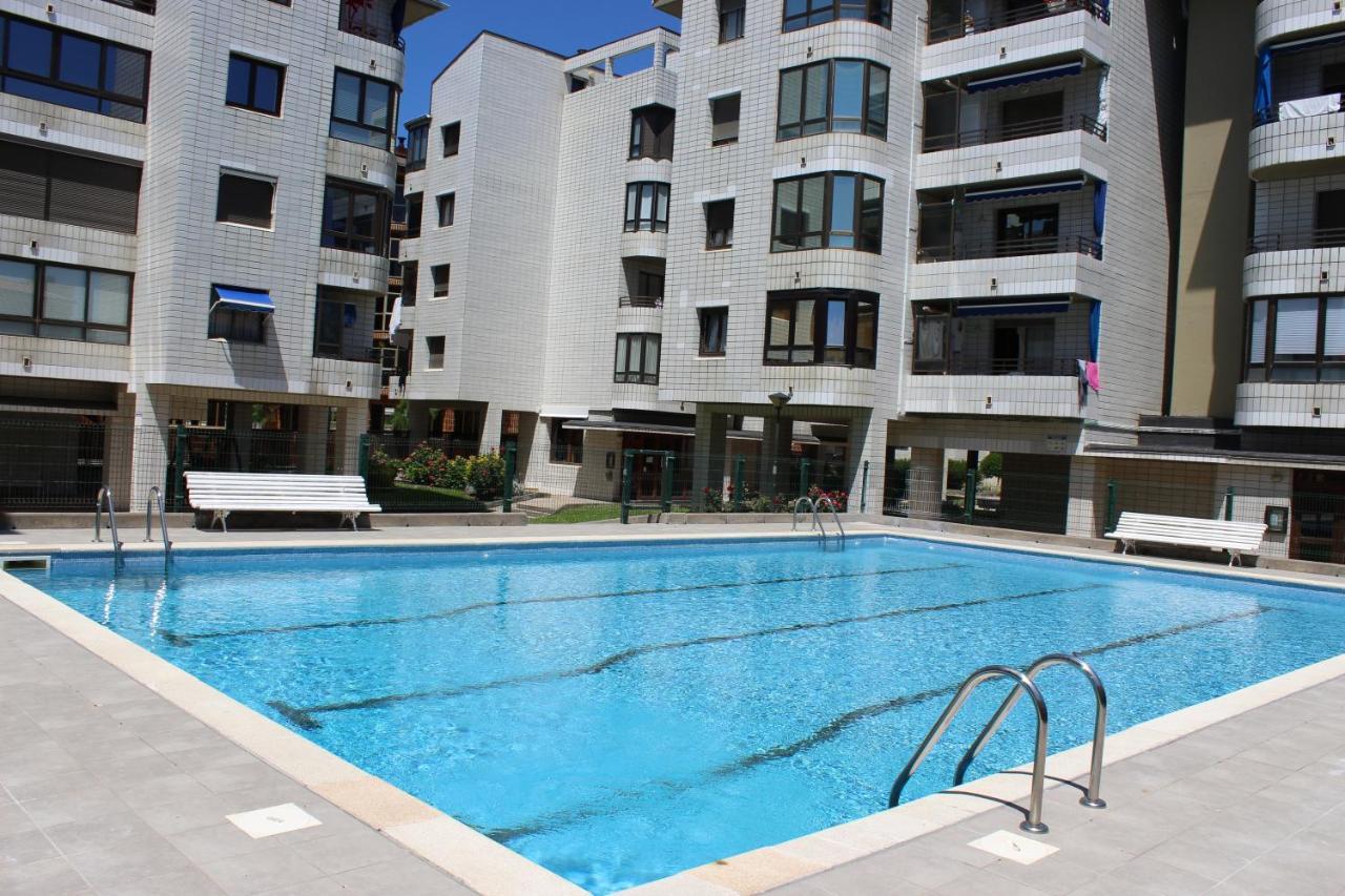 Apartamentos Zarautz Playa, Con Piscina Y Garaje Exterior photo