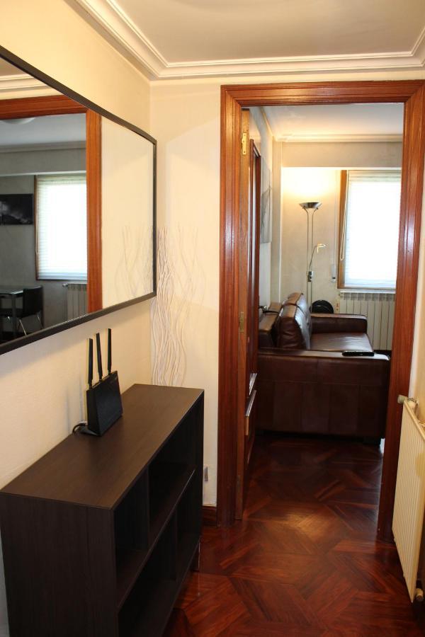 Apartamentos Zarautz Playa, Con Piscina Y Garaje Exterior photo